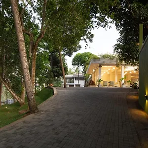 Hotel Waters Spring